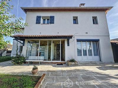 Maison traditionnelle - 105 m² - 3 pièces