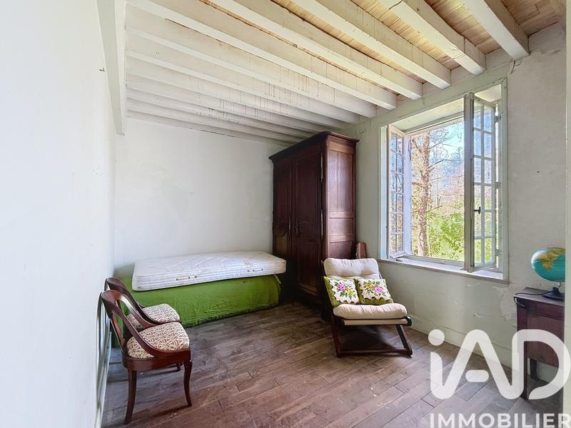 Maison - 194 m² - 9 pièces