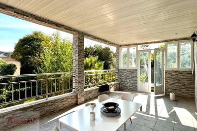 Maison - 165 m² - 5 pièces