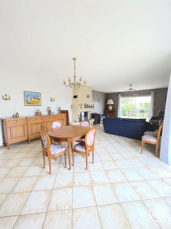 Maison - 199 m² - 5 pièces