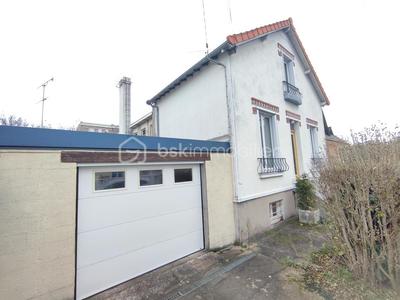 Maison traditionnelle - 101 m² - 5 pièces