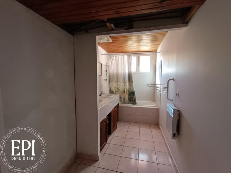 Propriété - 170 m² - 7 pièces