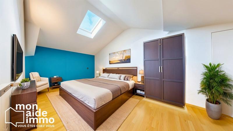 Maison - 249 m² - 7 pièces