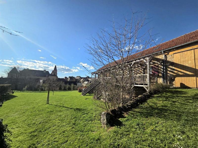 Propriété - 471 m² - 15 pièces