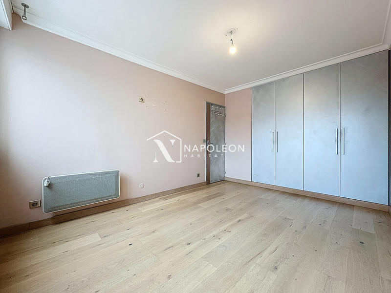 Appartement - 95 m² - 4 pièces