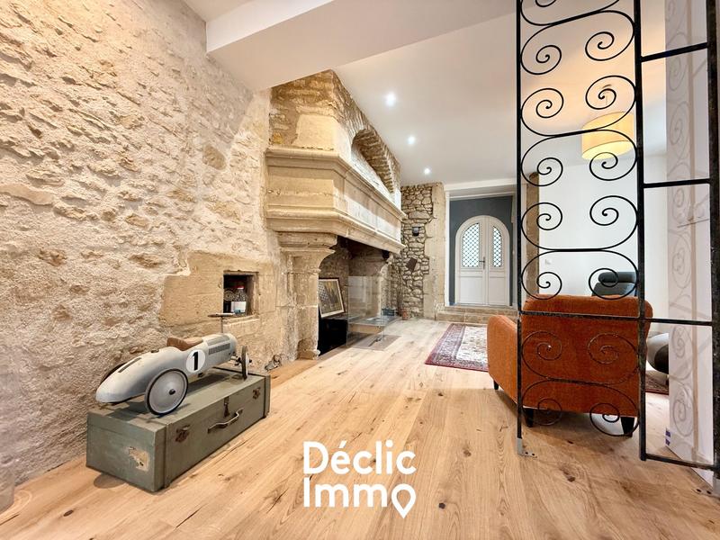 Appartement - 120 m² - 5 pièces