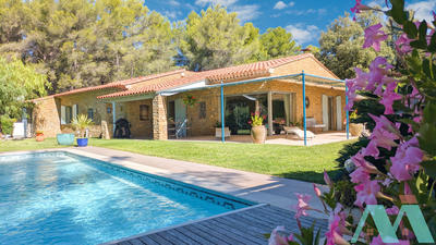 Maison - 160 m² - 5 pièces