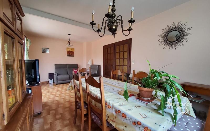 Maison - 111 m² - 5 pièces