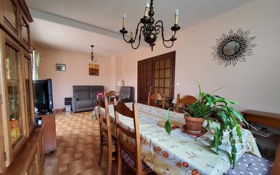 Maison - 111 m² - 5 pièces