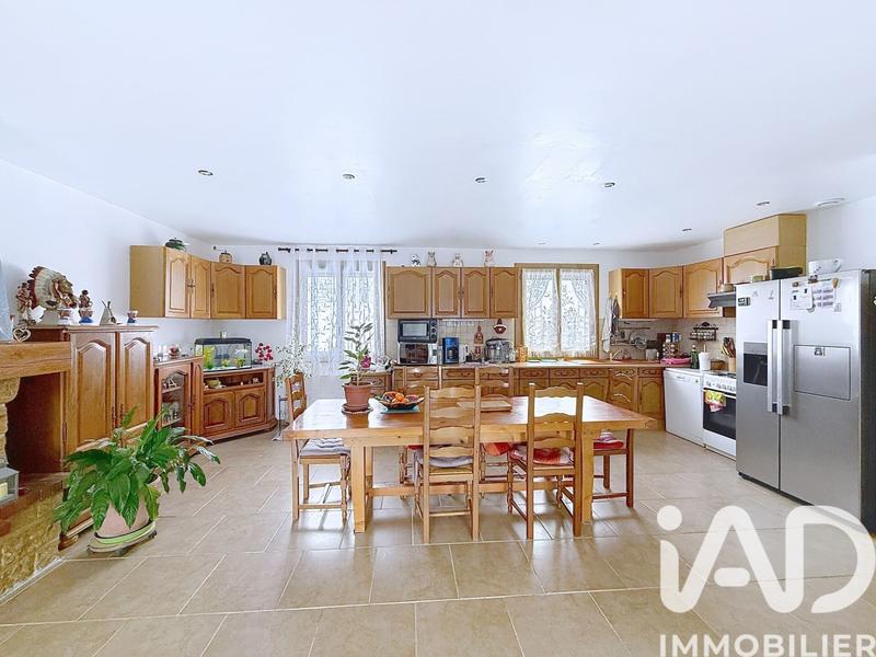 Maison - 90 m² - 5 pièces