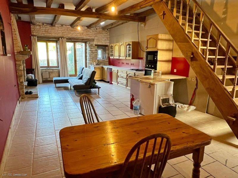 Maison - 80 m² - 5 pièces