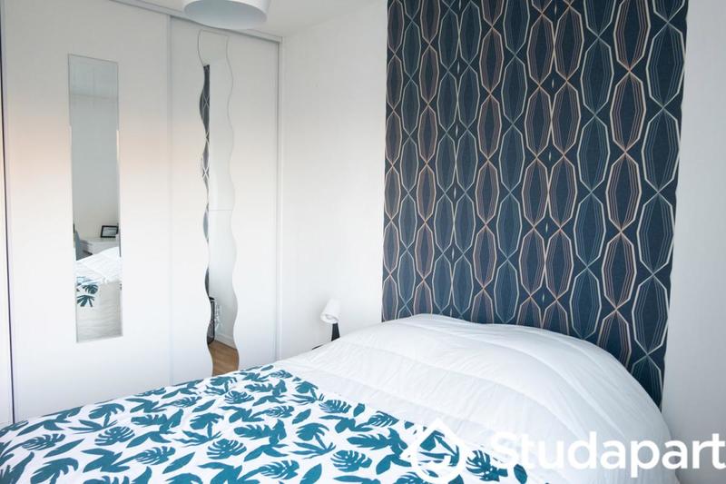 Chambre - 12 m² - 1 pièce