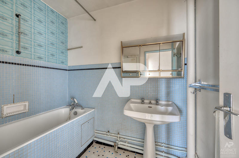 Appartement - 87 m² - 4 pièces