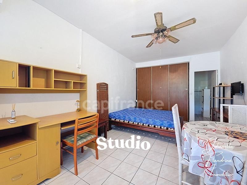 Maison - 184 m² - 9 pièces