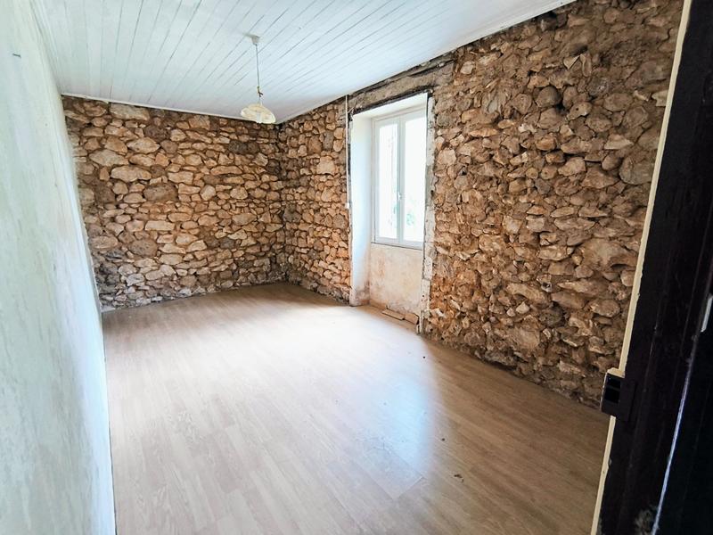Maison - 122 m² - 6 pièces