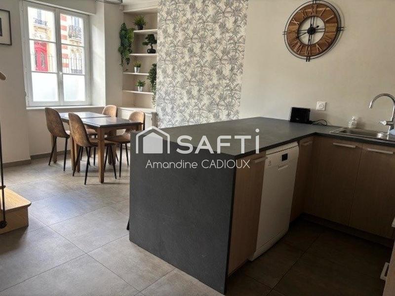 Maison - 350 m² - 5 pièces