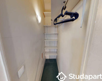 Chambre - 90 m² - 1 pièce