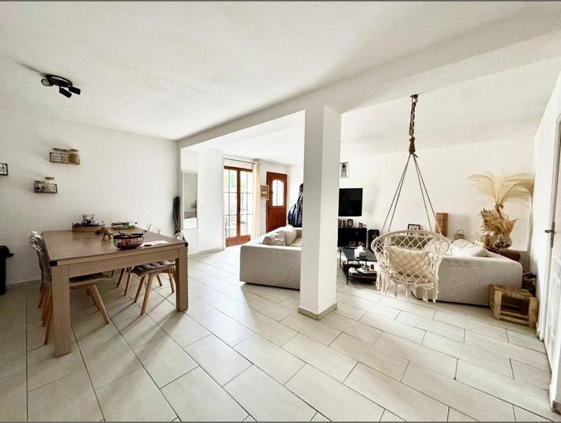 Maison de ville - 110 m² - 5 pièces