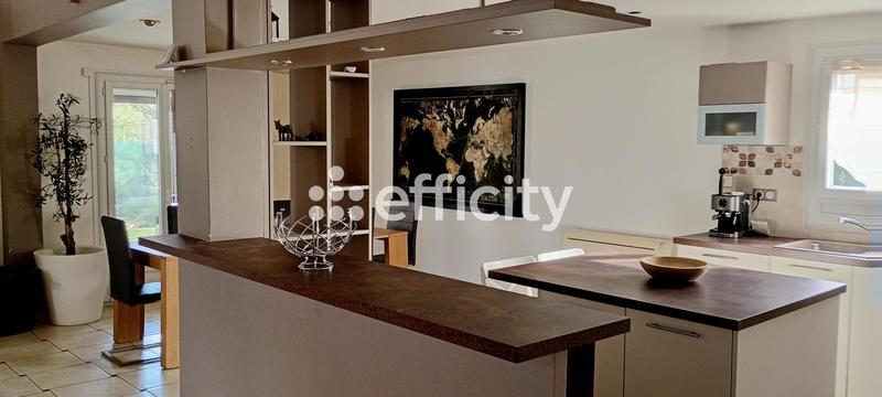 Villa - 185 m² - 6 pièces