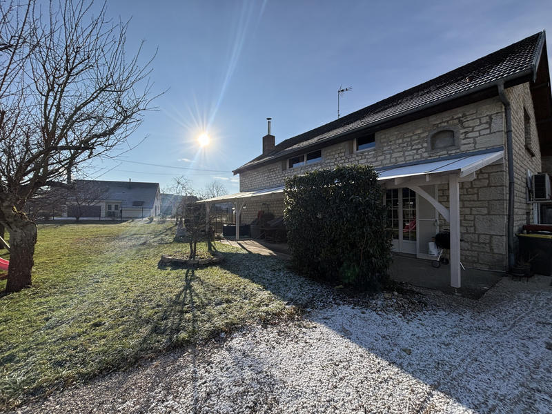 Maison - 217 m² - 5 pièces