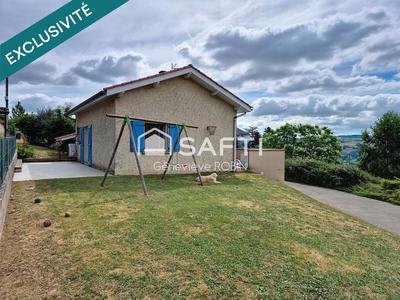 Maison - 96 m² - 4 pièces