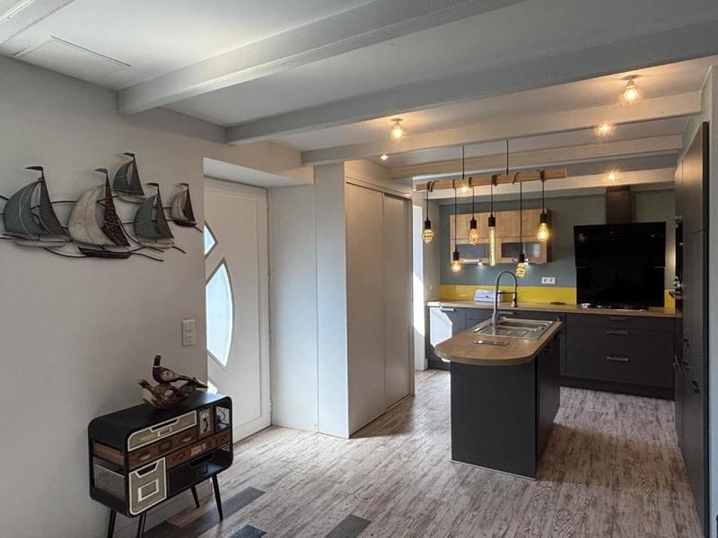 Maison - 172 m² - 6 pièces