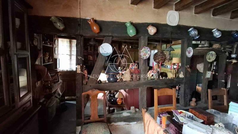 Corps de ferme - 600 m² - 15 pièces