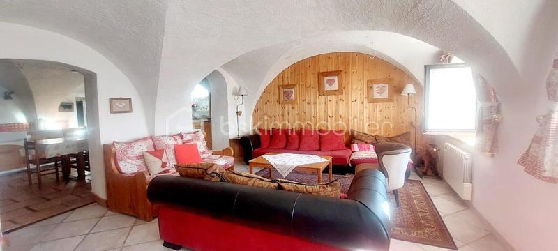 Appartement - 185 m² - 7 pièces