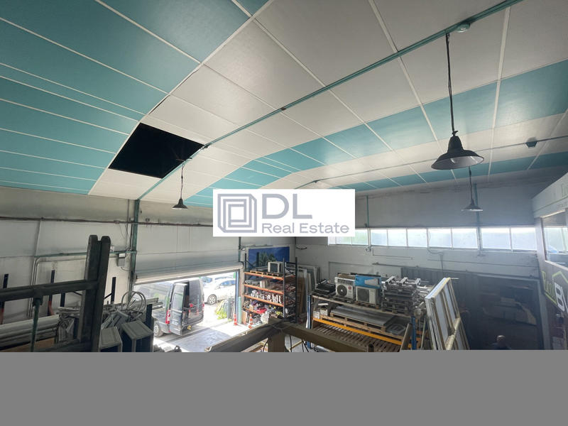Entrepôt - 800 m²