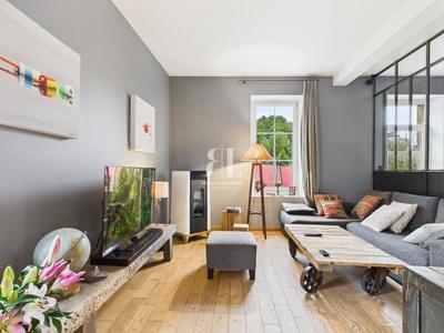 Maison - 161 m² - 6 pièces