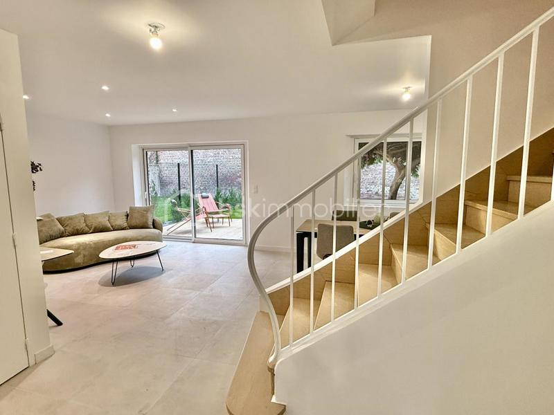 Maison - 165 m² - 6 pièces