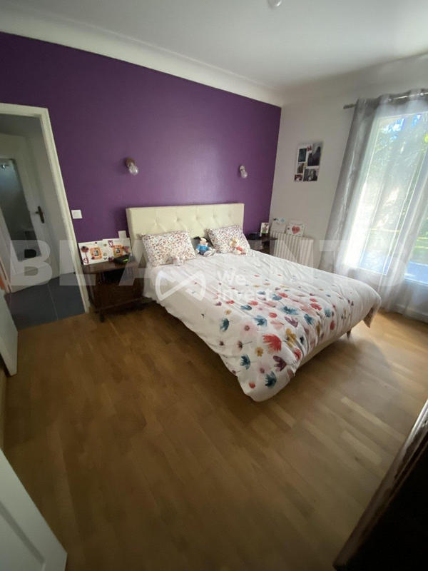 Maison - 203 m² - 7 pièces