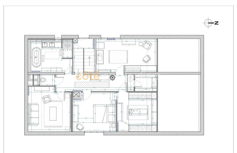 Maison - 180 m² - 8 pièces