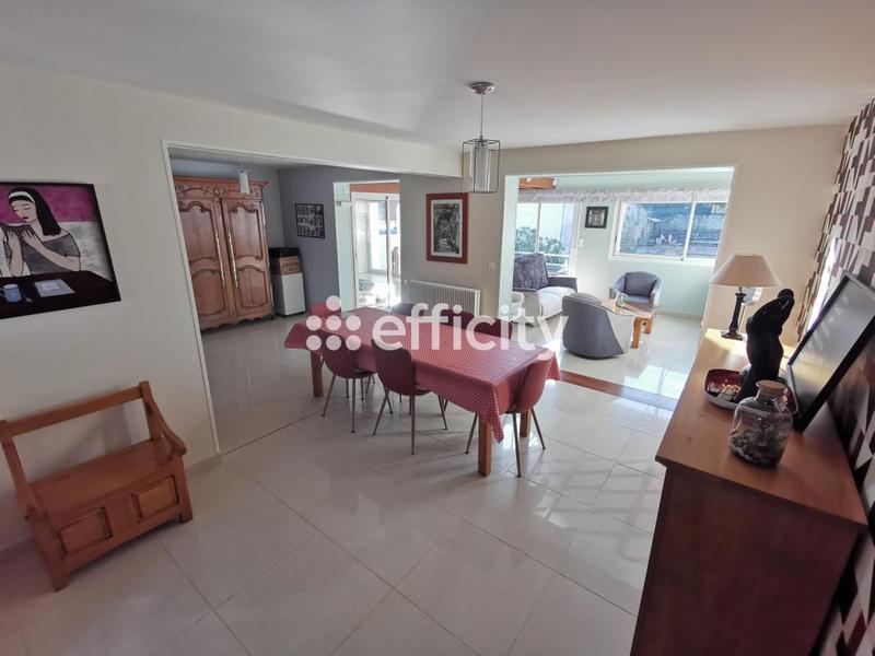 Maison - 142 m² - 7 pièces