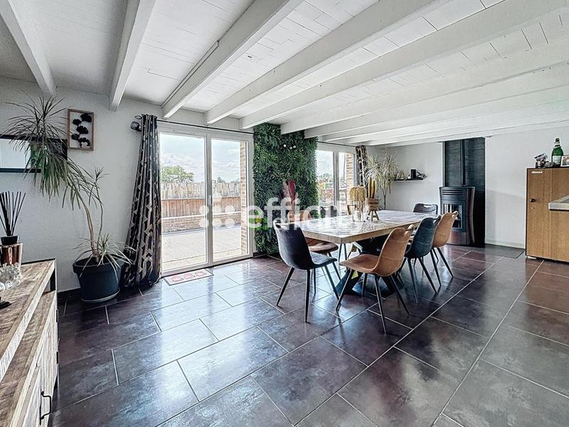 Maison - 137 m² - 5 pièces