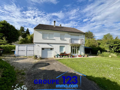 Maison - 134 m² - 7 pièces