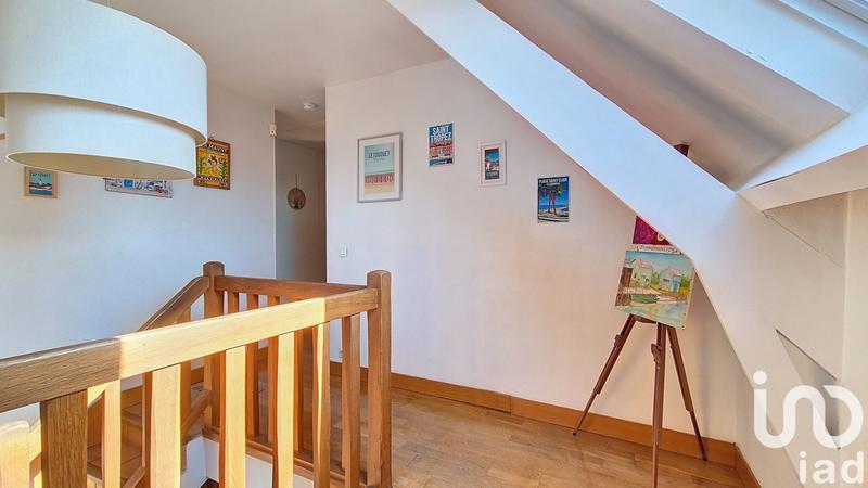 Maison - 210 m² - 7 pièces