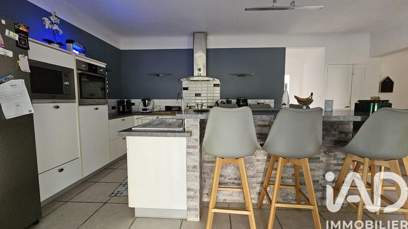 Maison - 199 m² - 6 pièces