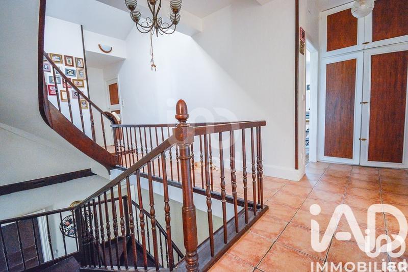 Maison de campagne - 334 m² - 10 pièces