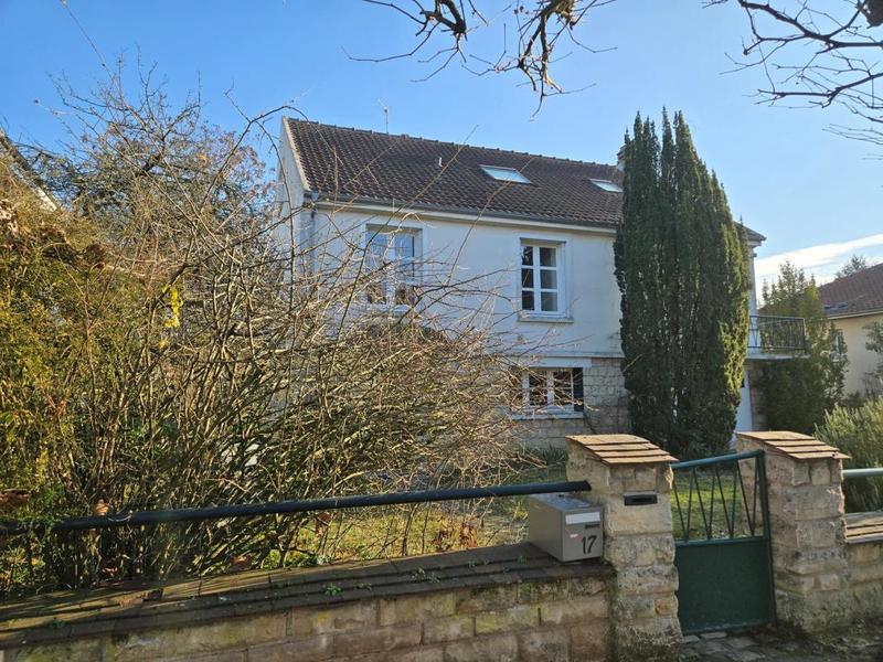 Maison - 144 m² - 6 pièces