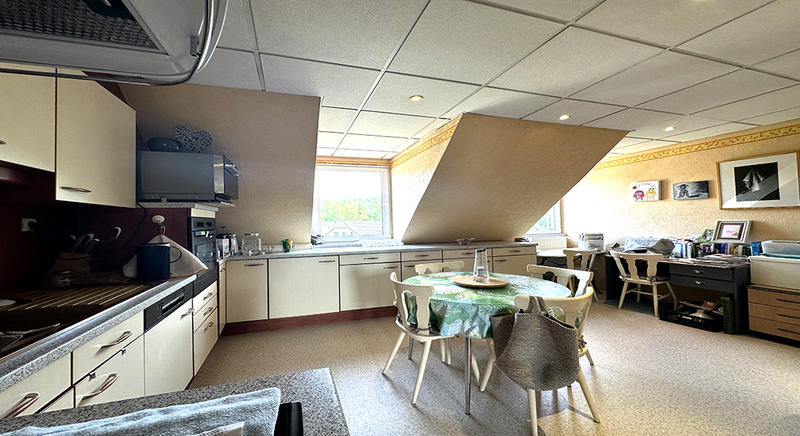 Maison - 439 m² - 14 pièces