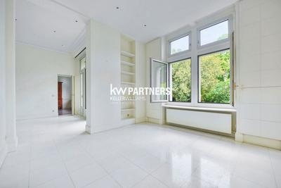 Appartement - 246 m² - 7 pièces