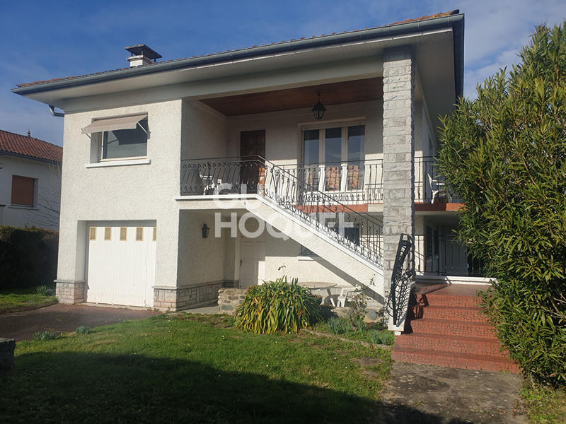 Maison - 138 m² - 6 pièces