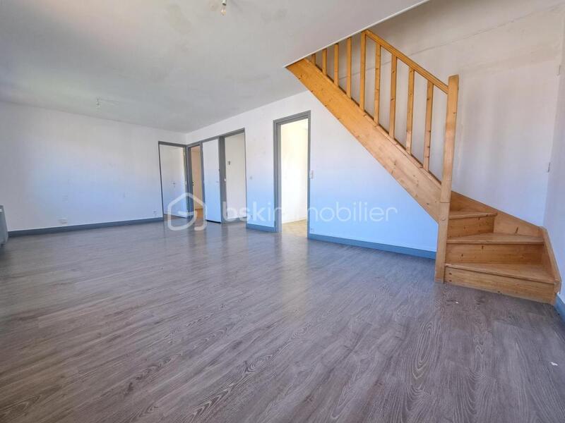 Pavillon - 160 m² - 7 pièces