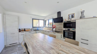 Villa - 123 m² - 4 pièces