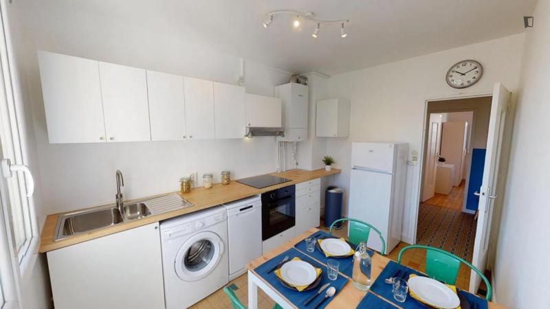 Chambre - 10 m² - 4 pièces