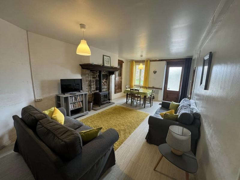 Maison - 300 m² - 12 pièces