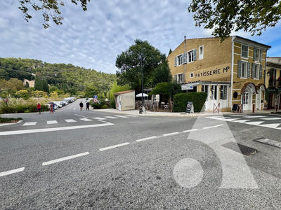 Local commercial - 145 m²