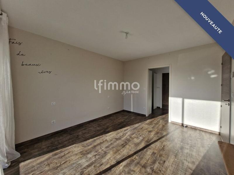 Maison - 200 m² - 7 pièces