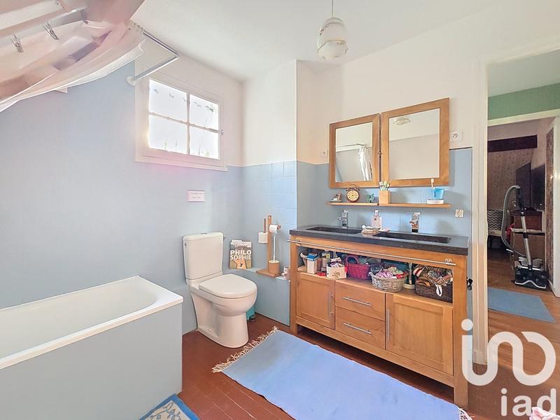 Maison - 140 m² - 8 pièces